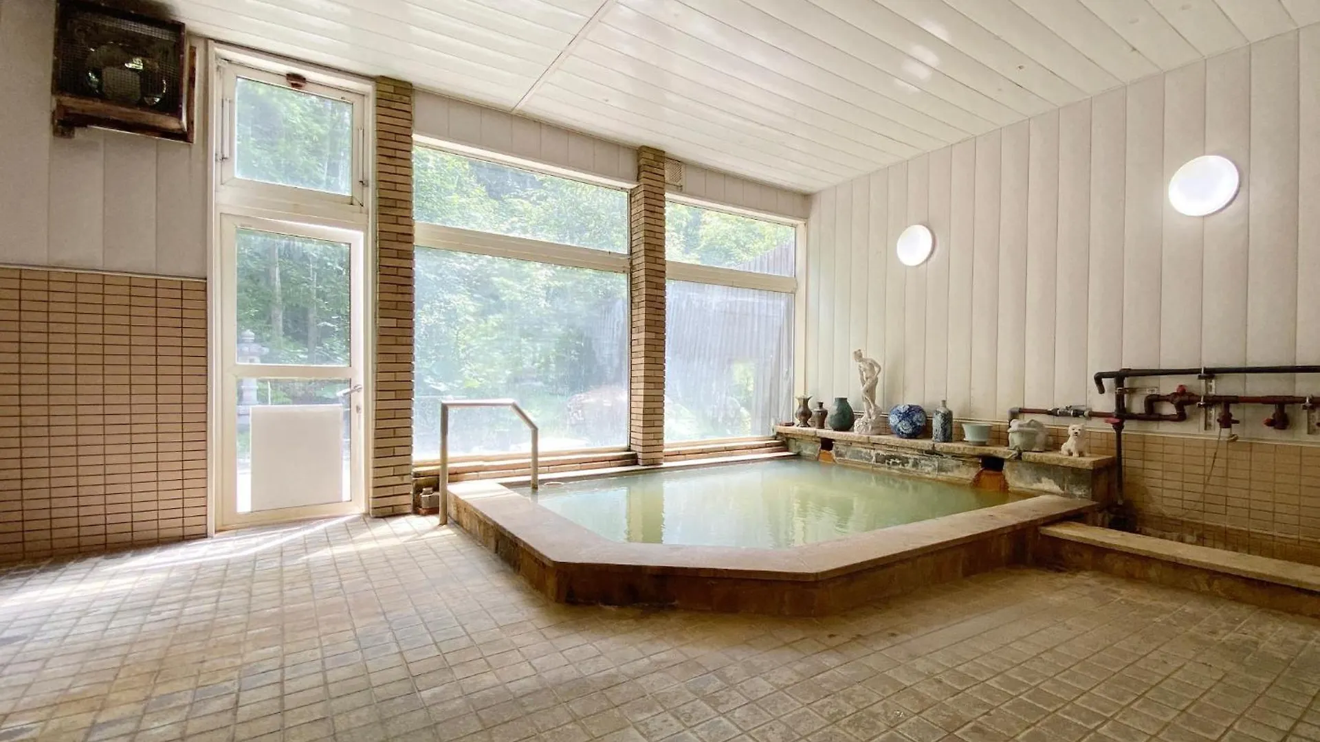 Shirokane Freeport Hotel - Vacation Stay 85764 Kamifurano